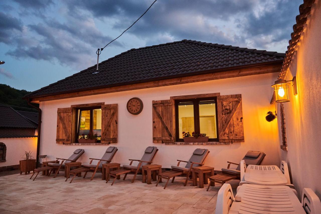Complex Butoaiele Transilvaniei - Cazare & Spa - Natura - Relaxare Медіаш Екстер'єр фото