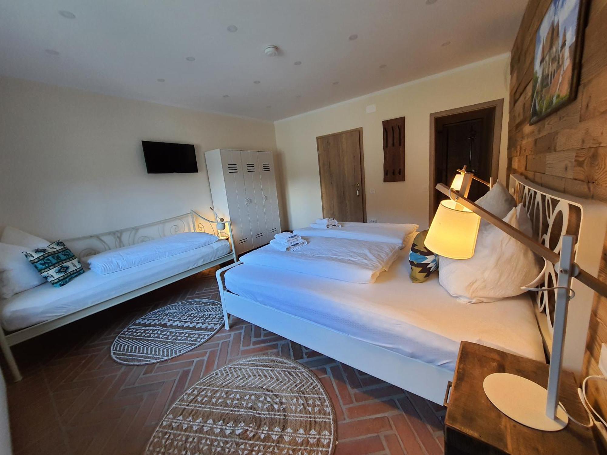 Complex Butoaiele Transilvaniei - Cazare & Spa - Natura - Relaxare Медіаш Екстер'єр фото