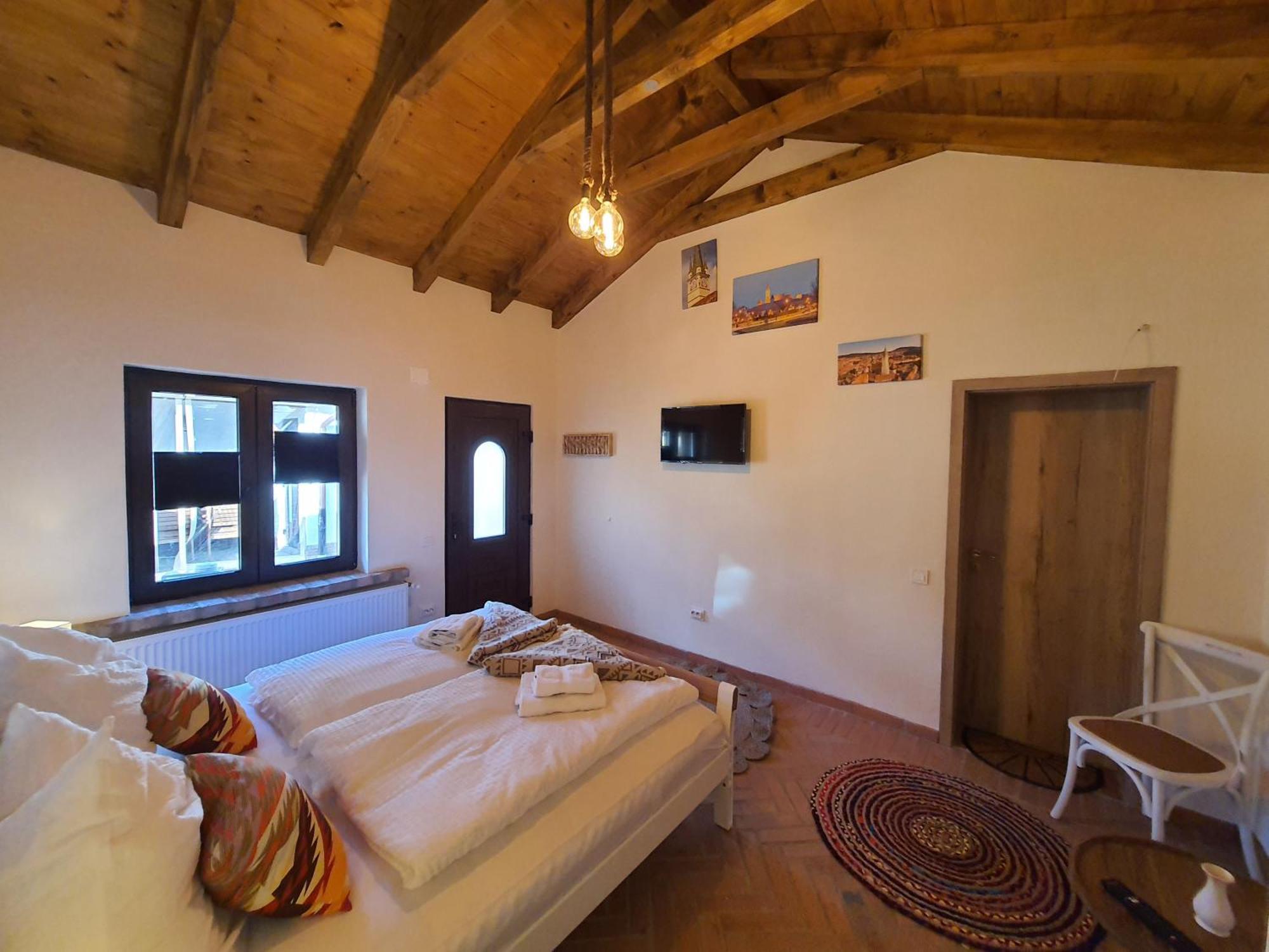 Complex Butoaiele Transilvaniei - Cazare & Spa - Natura - Relaxare Медіаш Екстер'єр фото